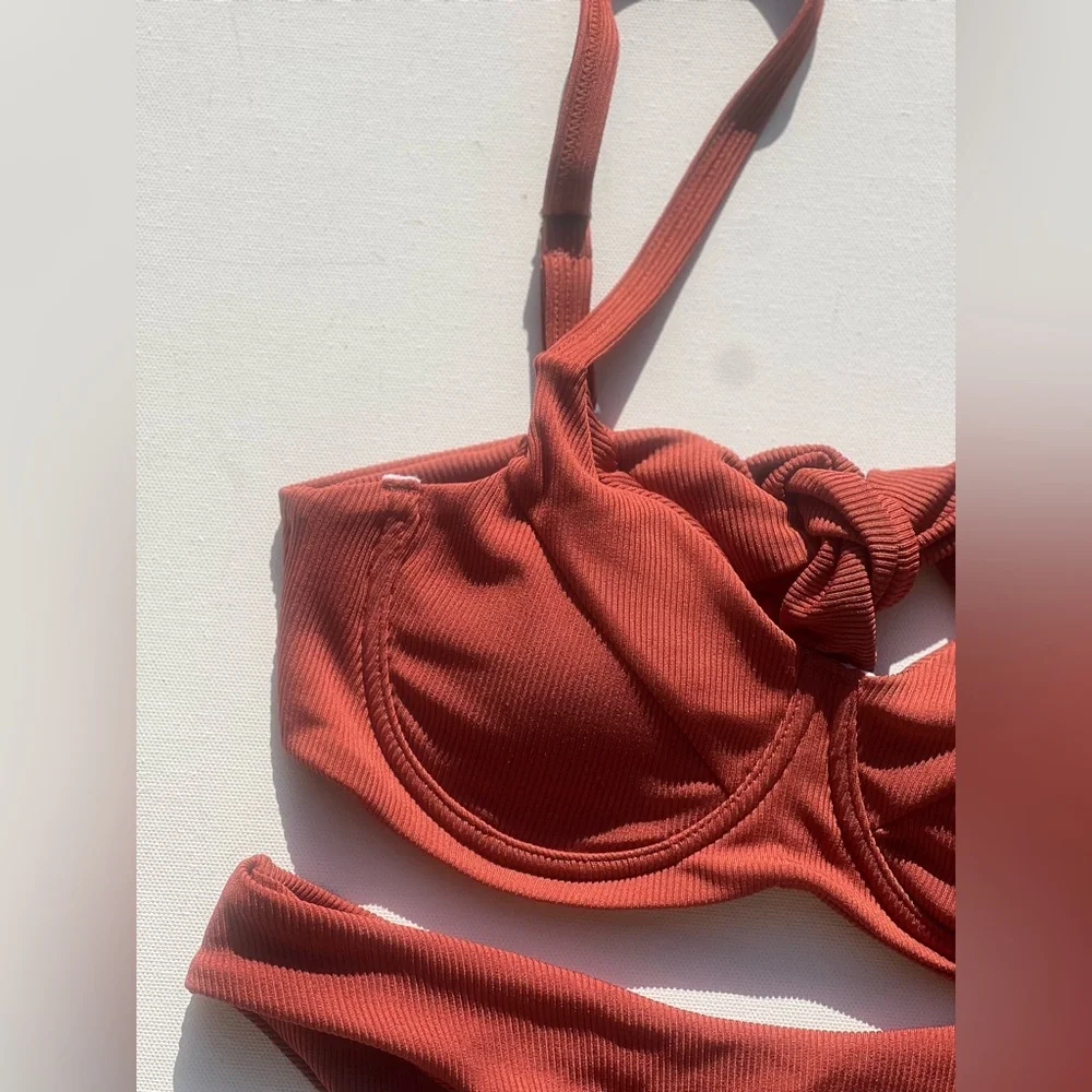 ZAFUL Underwire High Leg Ribbed Bikini With Temple Ombre NWT